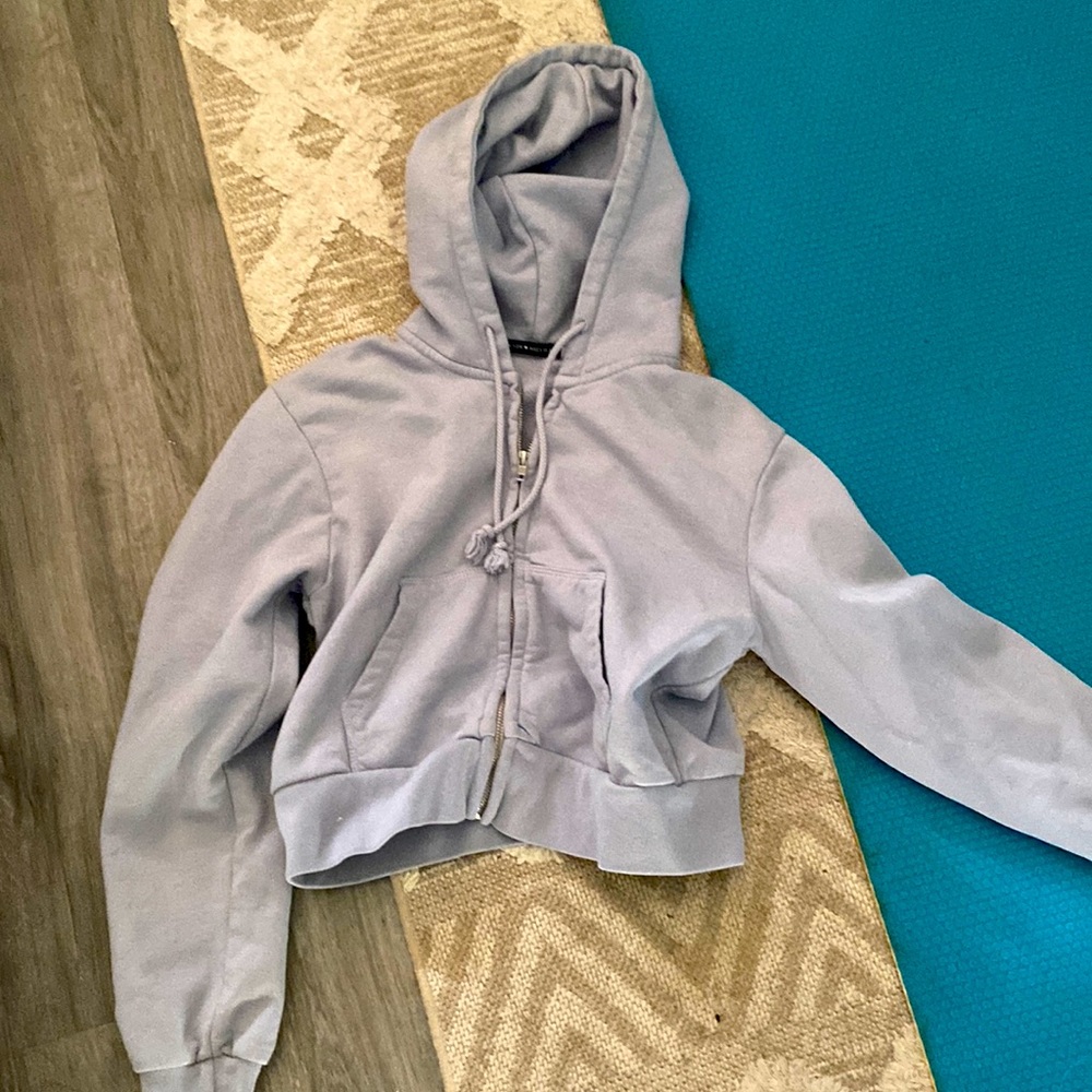 Brandy Melville cropped zip up